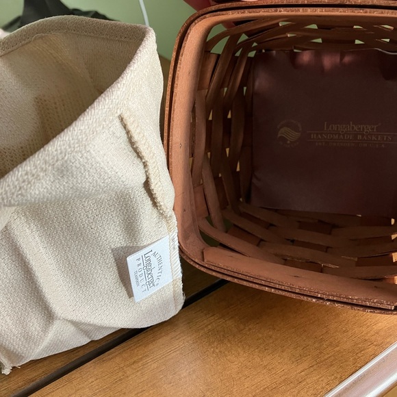Longaberger basket 🧺 - Picture 2 of 8